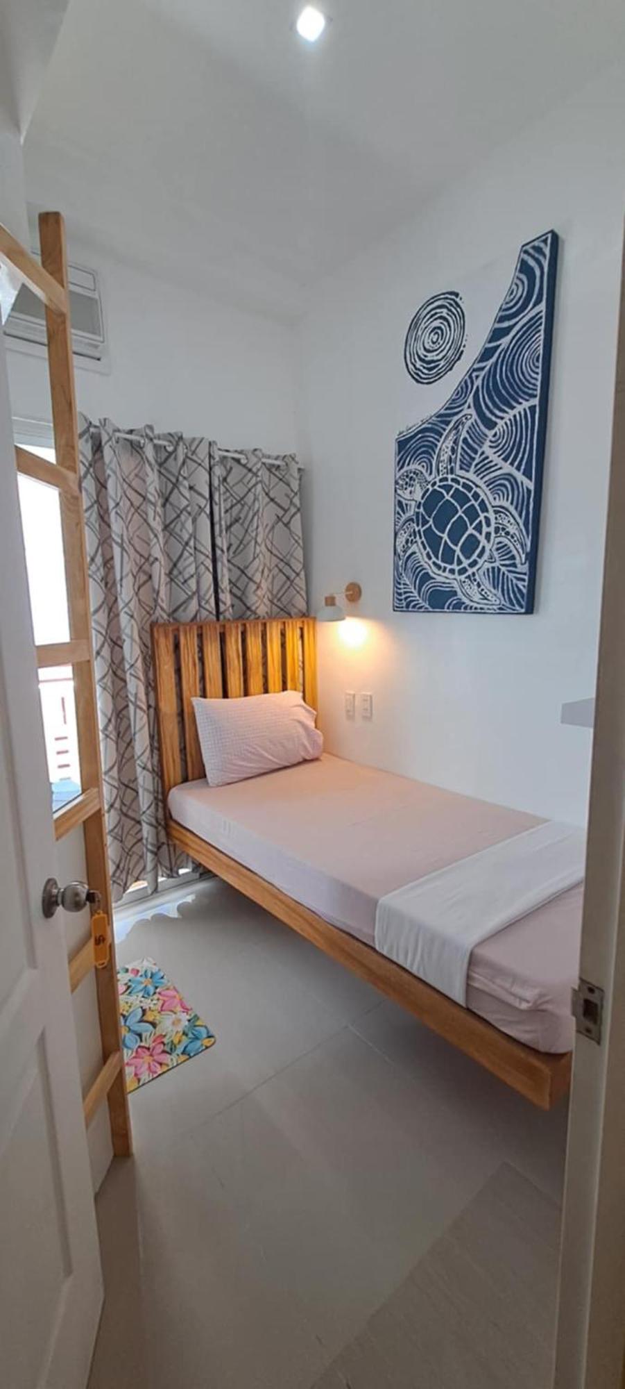 Gomez Guest House Тагбиларан Экстерьер фото